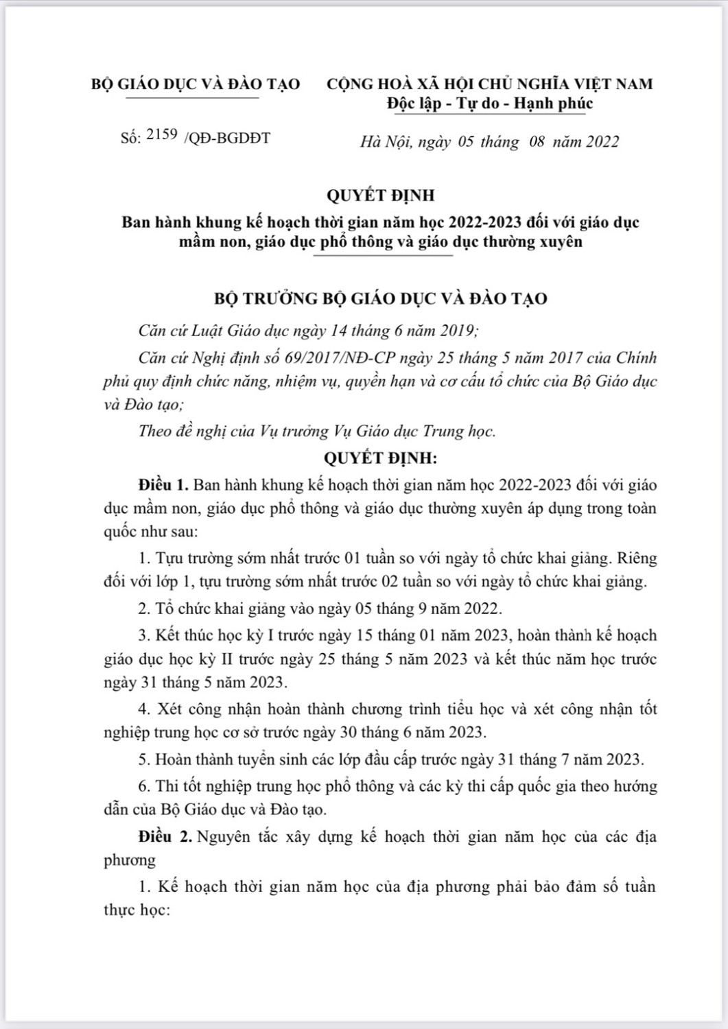 QUYẾT ĐỊNH BAN HÀNH KHUNG KẾ HOẠCH THỜI GIAN NĂM HỌC 2022-2023 ĐỐI VỚI GIÁO DỤC MẦM NON, GIÁO DỤC PHỔ THÔNG VÀ GIÁO DỤC THƯỜNG XUYÊN